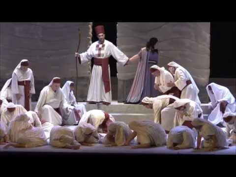 Aperta con Nabucco la stagione lirica 2015